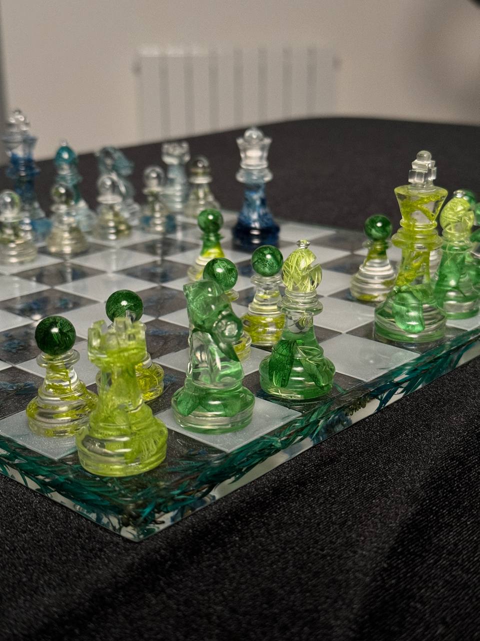 Chess with dried flowers Granadas.store