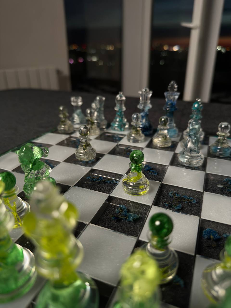 Chess with dried flowers Granadas.store