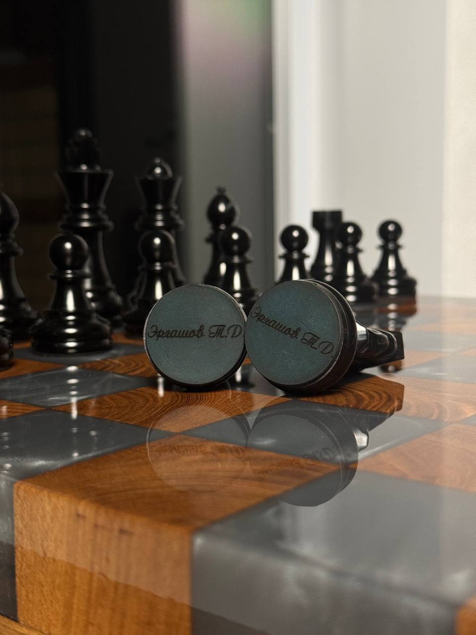Chess with mother-of-pearl Granadas.store