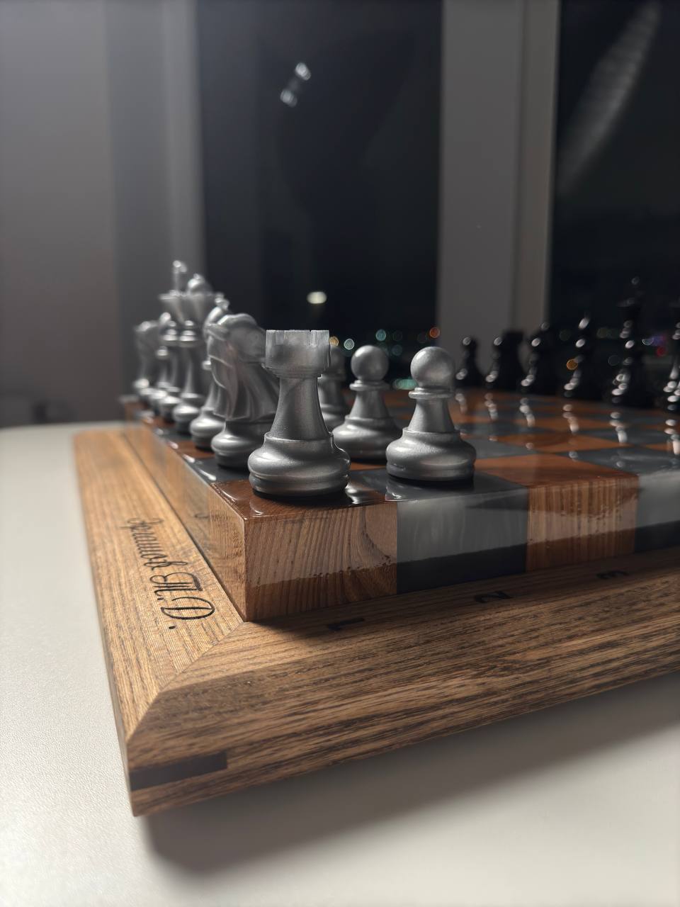 Chess with mother-of-pearl Granadas.store