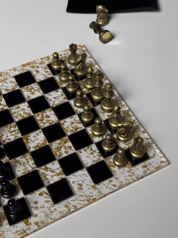 Chess with gold Granadas.store