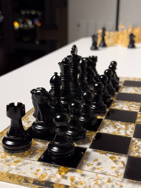 Chess with gold Granadas.store