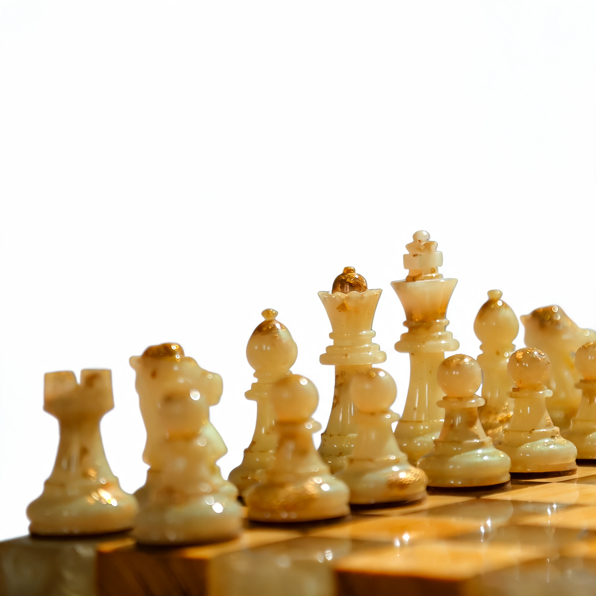 Amethyst Glow Handmade Chess Set | Purple Wood, Epoxy Resin & LED Backlight Granadas.store