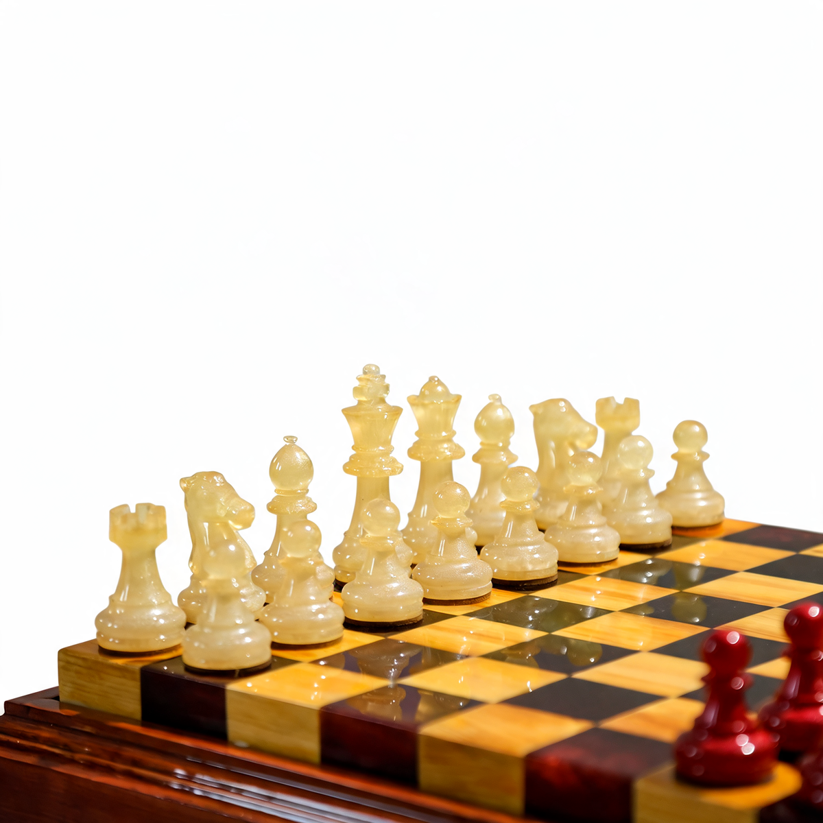 Crimson Pearl Handmade Chess Set | Pearl White & Red Wood & Epoxy Resin Granadas.store