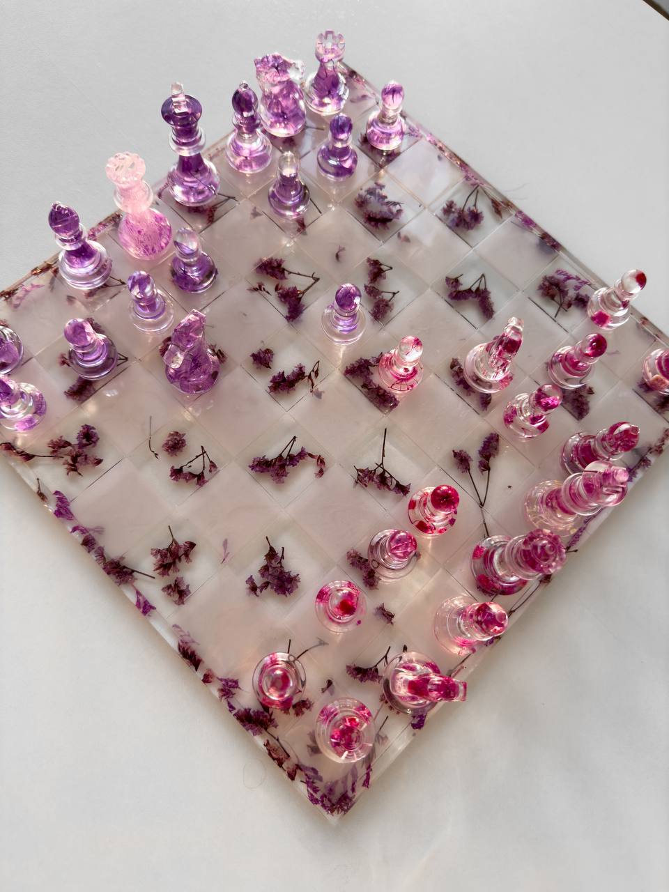Epoxy chess with dried flowers Granadas.store