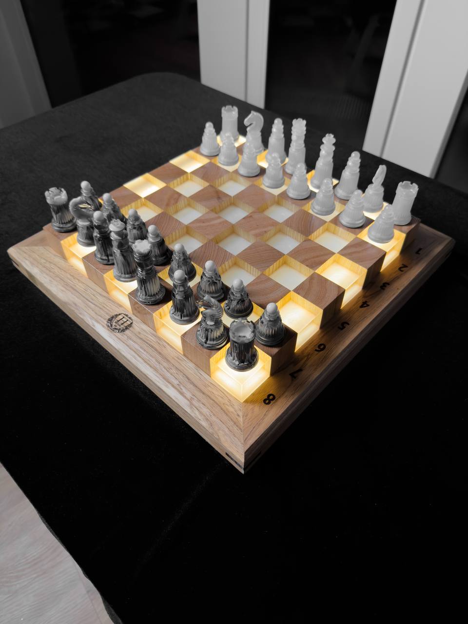 Crystal chess with depth effect Granadas.store
