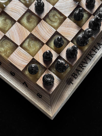 Chess with liquid gold Granadas.store