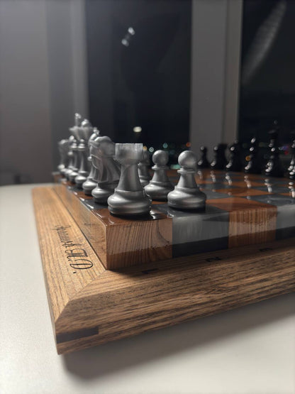 Chess with mother-of-pearl Granadas.store