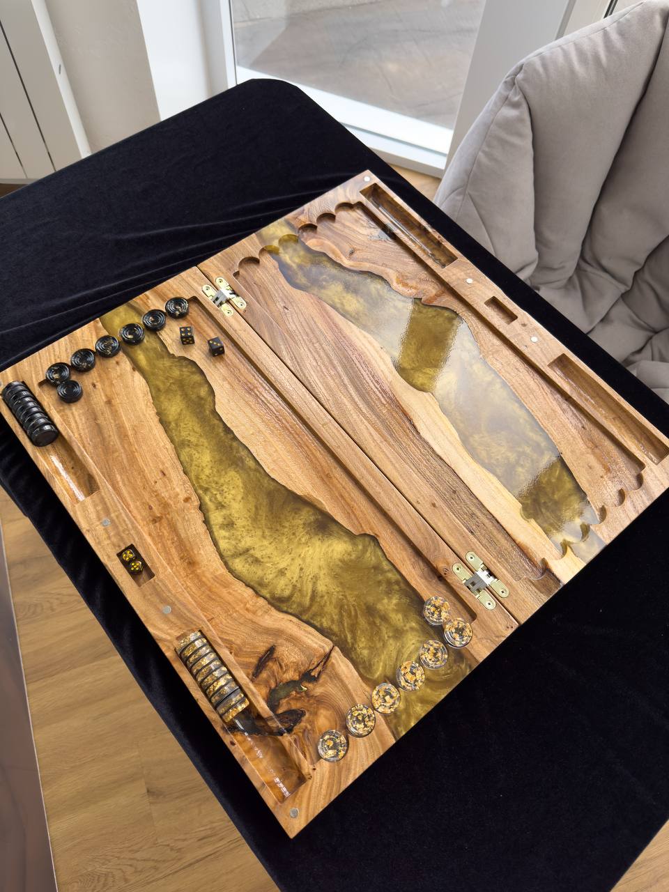 Backgammon with gold on Rublevka Granadas.store