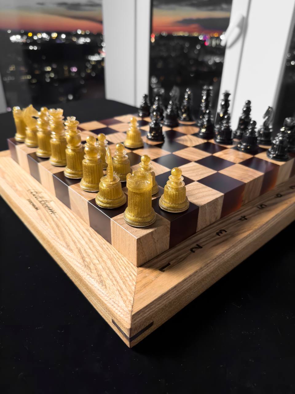 Chess with liquid gold Granadas.store