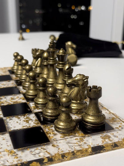 Chess with gold Granadas.store
