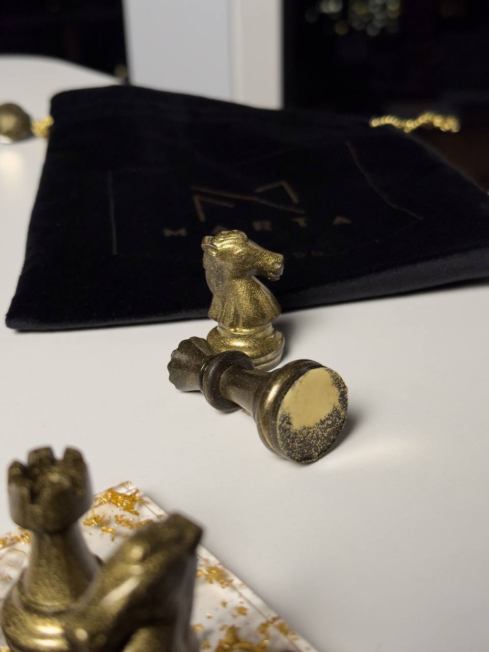 Chess with gold Granadas.store