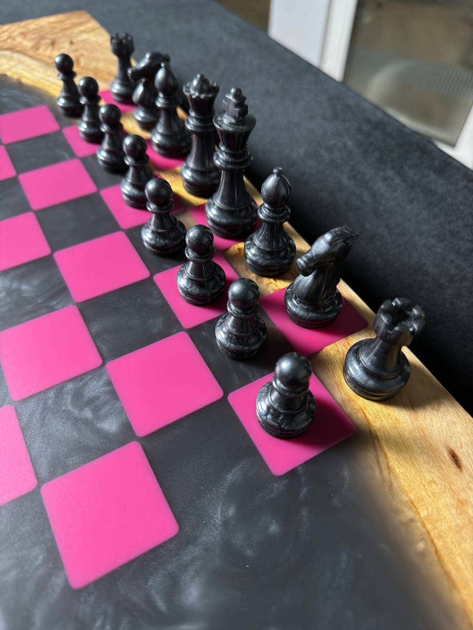 Backgammon in gray matte silk with fuchsia Granadas.store