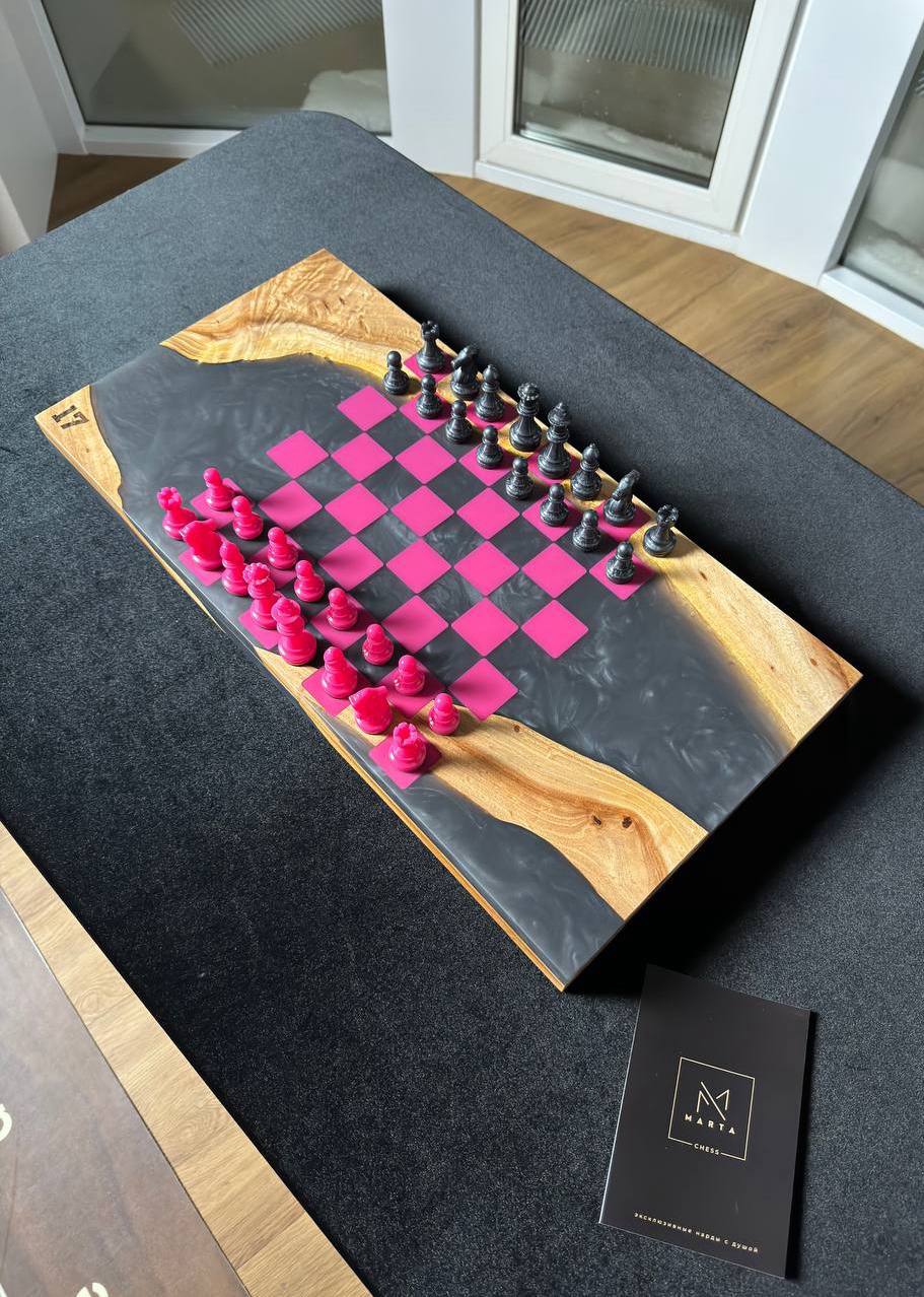 Backgammon in gray matte silk with fuchsia Granadas.store