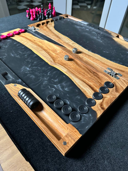 Backgammon in gray matte silk with fuchsia Granadas.store