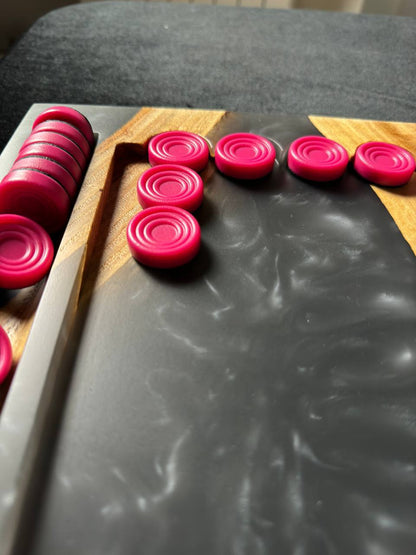 Backgammon in gray matte silk with fuchsia Granadas.store