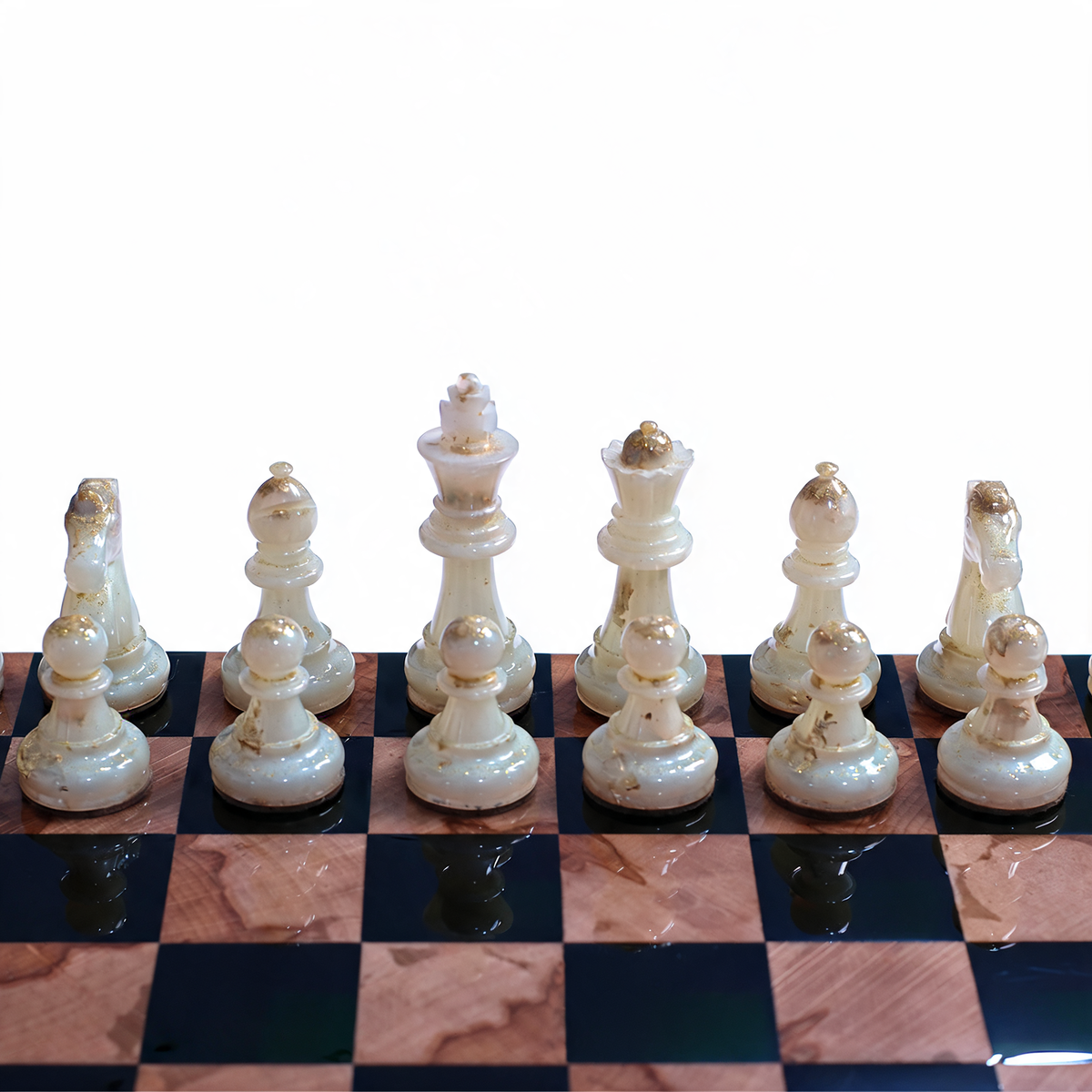 Emerald Elegance Handmade Chess Set | Green Wood & Epoxy Resin Granadas.store